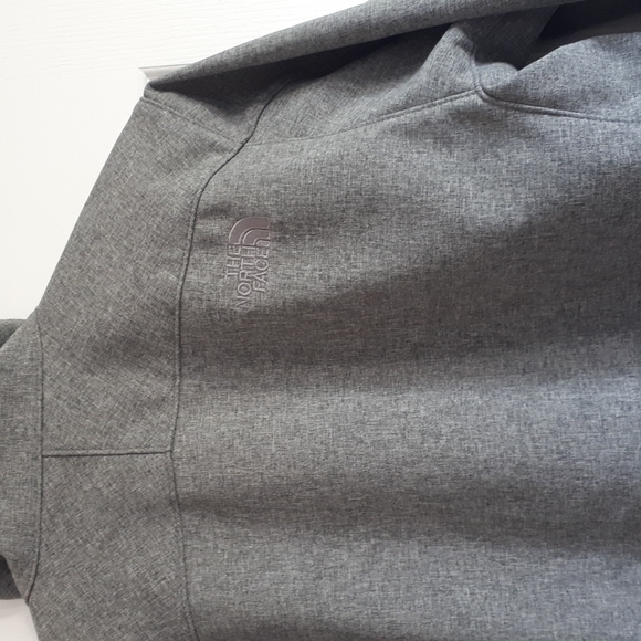 NWOT - Men's North Face Jacket - Picture 4 of 11